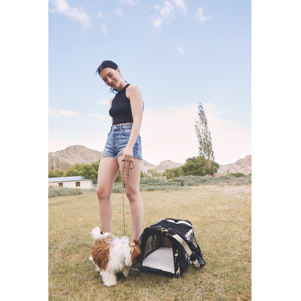 Sac pour chien en cuir chevelu de couleur fumée