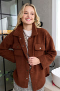 Chandail Shacket en molleton Amina avec boutons sur le devant
