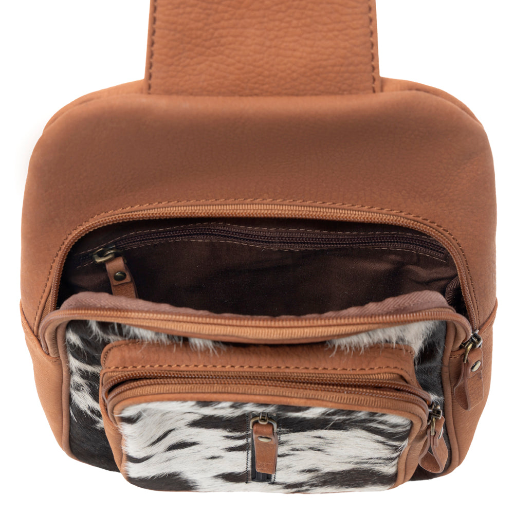 Sac seau Mountain Bend en cuir de veau poilu