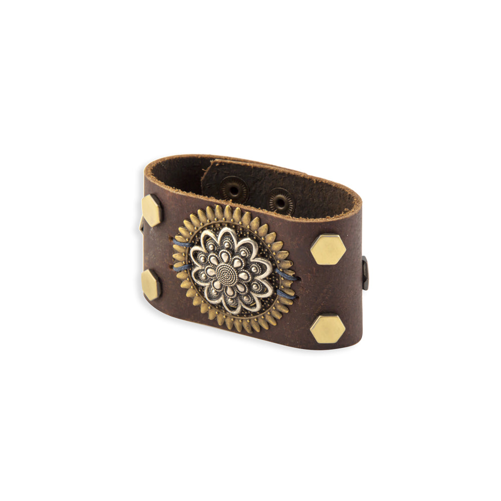 Bracelet manchette en cuir et médaillon Eagle’s Cry