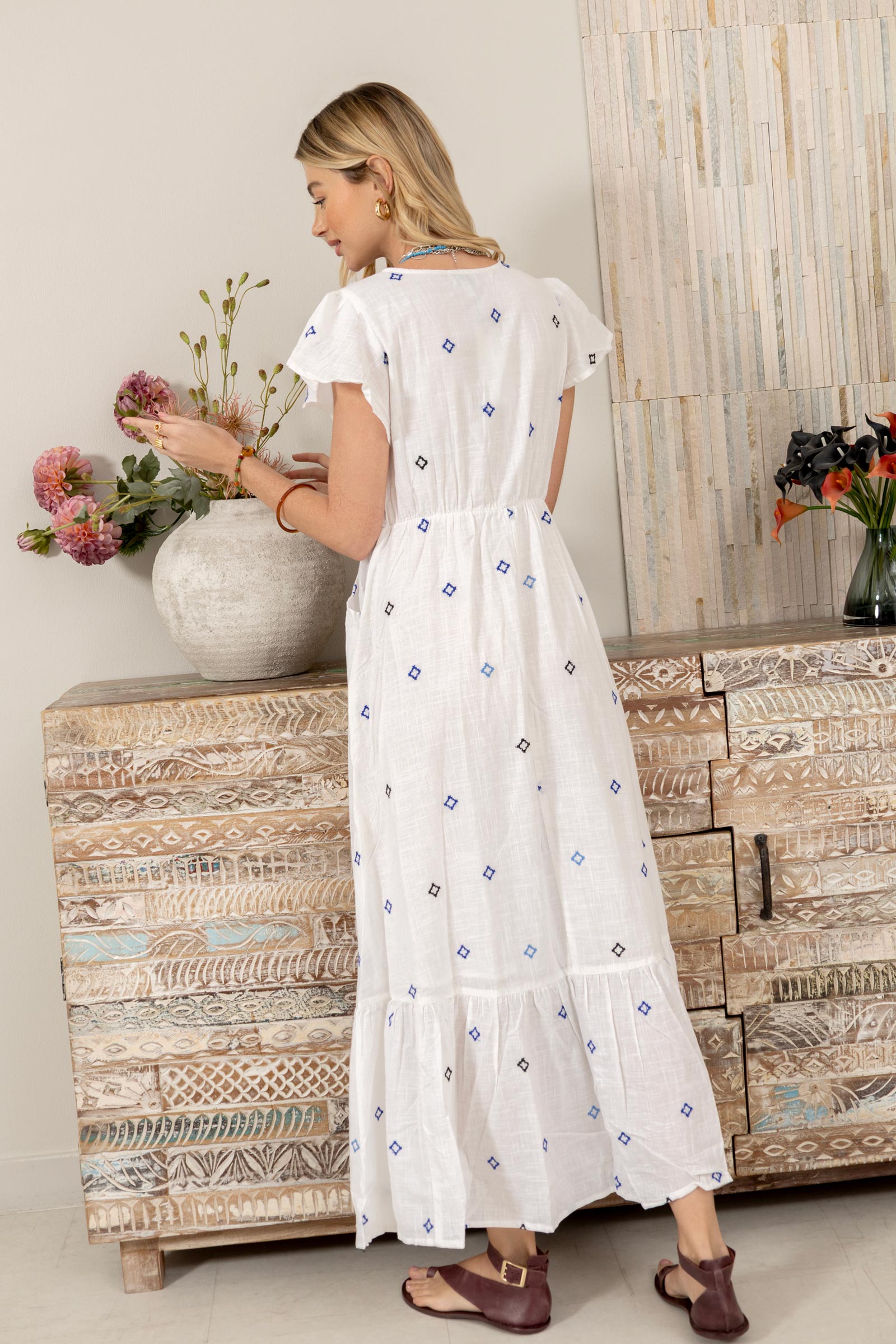 Robe brodée en coton Lillith