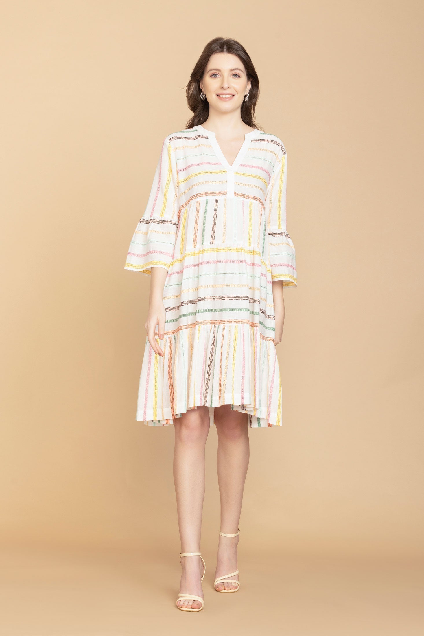 Robe mi-longue à encolure en V et manches mi-longues Spring Skies