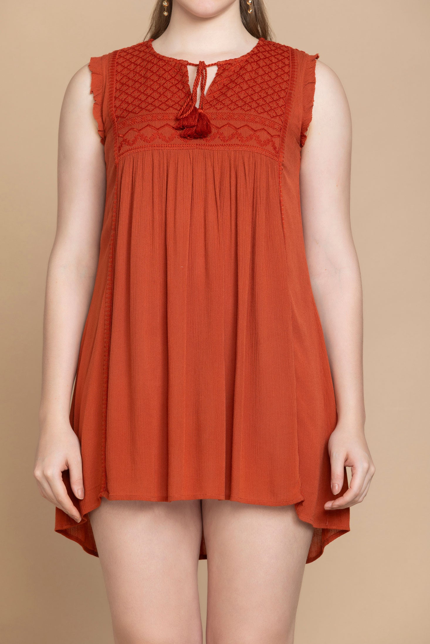 Robe brodée Tammarinda