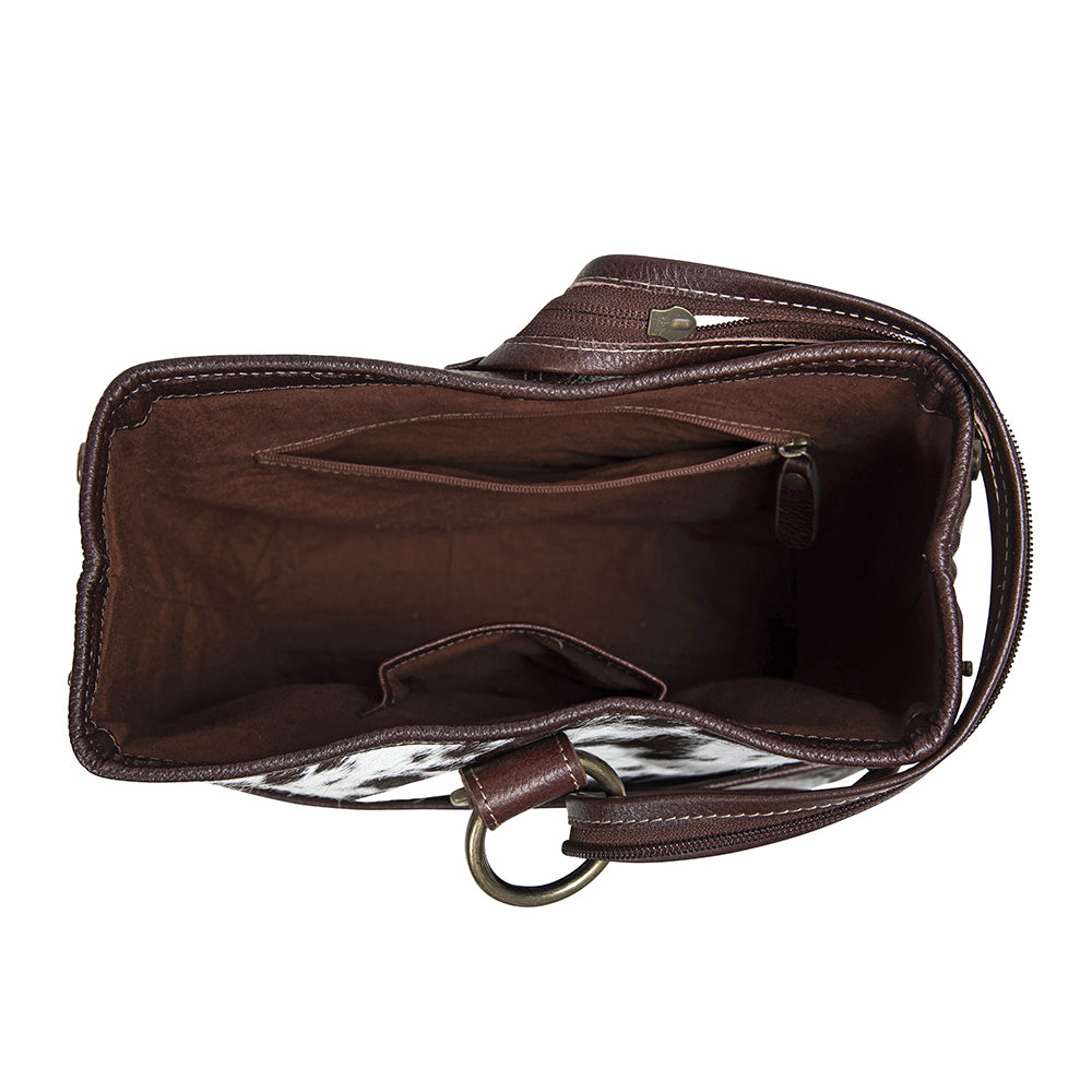 Sac bandoulière convertible Myra Mountain Trail – Cuir embossé turquoise et panneau Haïron avec anneau décoratif