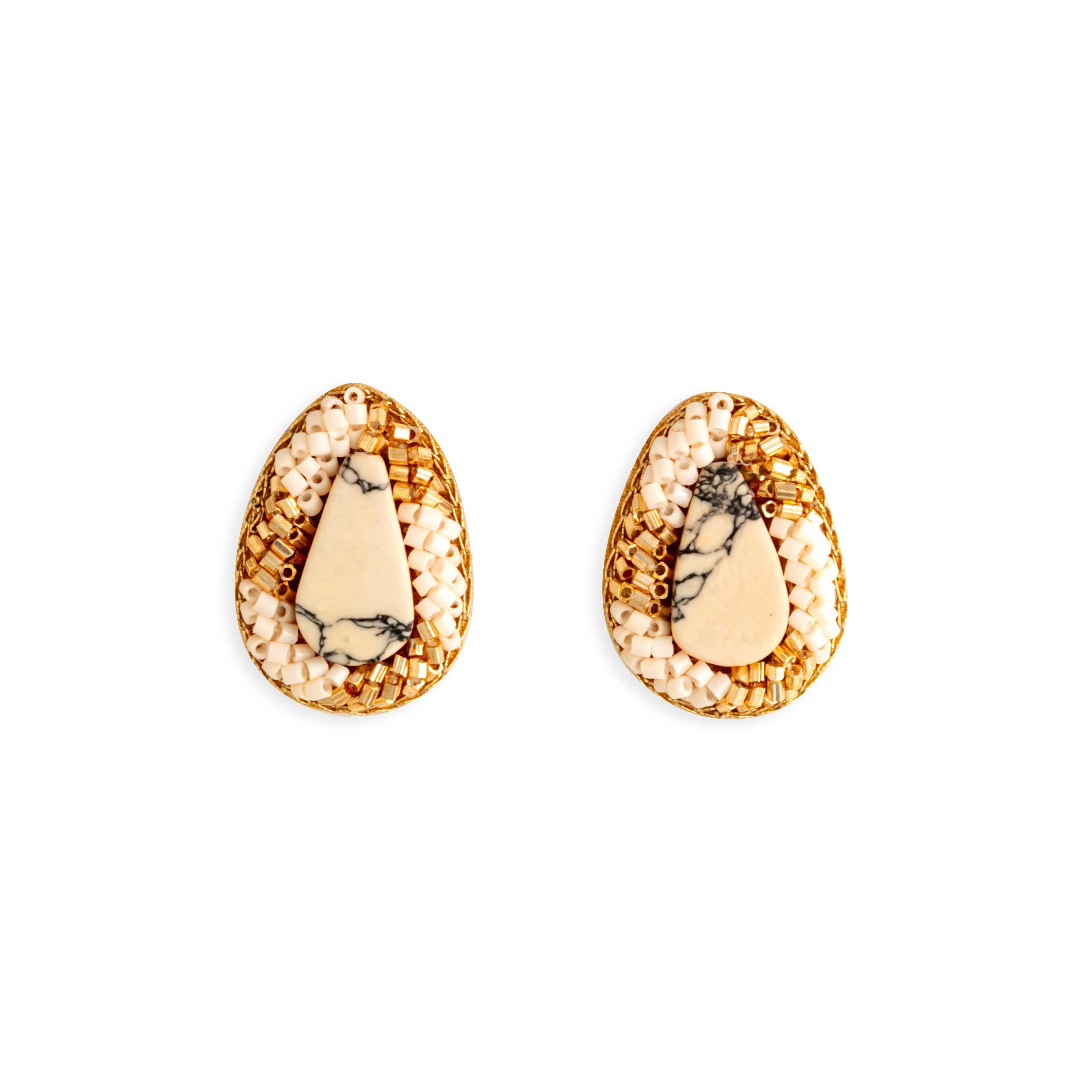 Boucles d'oreilles clous perlées Millington Drive
