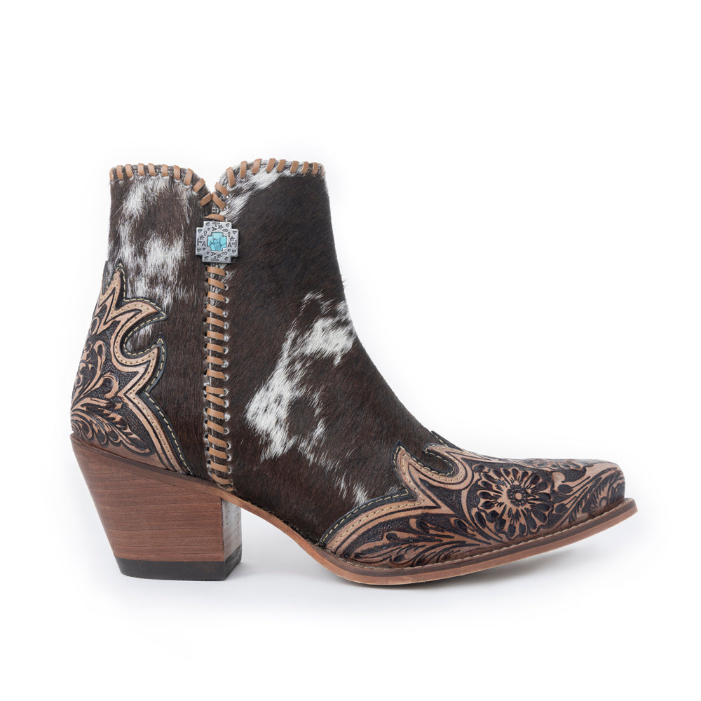 Bottes en cuir Myra Margie pour femmes - Bottines Hairon avec détails en cuir gravé à la main pour les couchers de soleil du Carnaval
