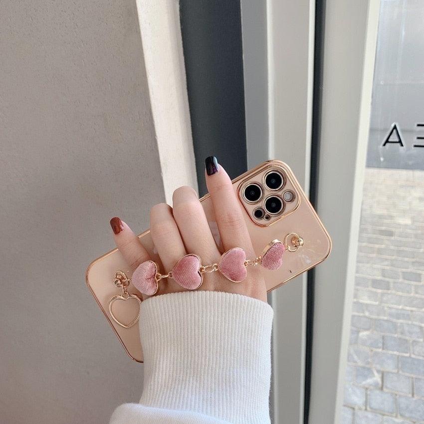 Coque de luxe en silicone pour femme avec bracelet chaîne pour iPhone, coque bracelet pour iPhone 13 12 11 Pro Max, coques avec chaîne en cœur pour iPhone 7 8 Plus XR XS Max X