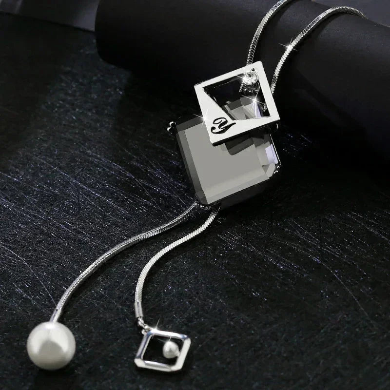 Nouveauté Colliers Longs pour Femmes 2024 Mode Ras du Cou en Cristal Gris Collier Femme Colliers et Pendentifs Tendance Accessoires