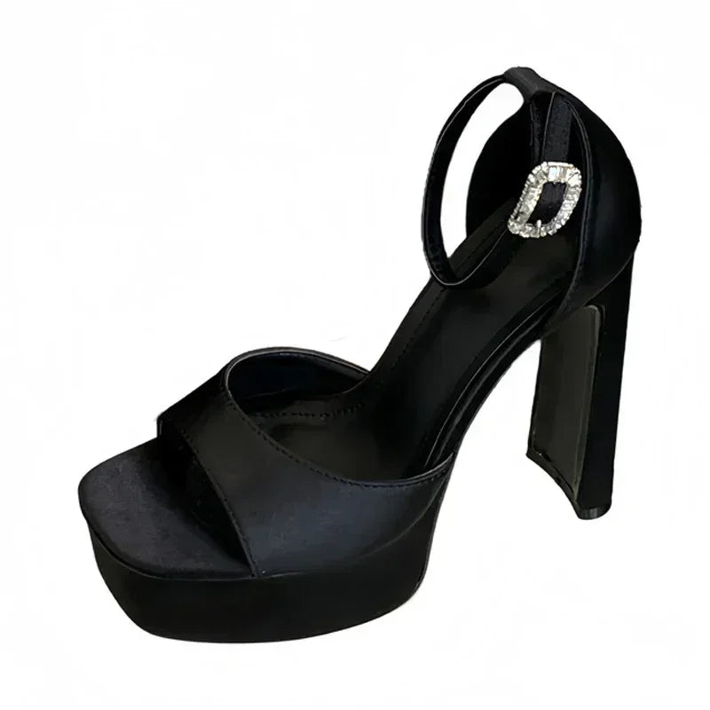 Liyke Runway Style Sandales à talons hauts noires pour femmes, en soie confortable, bout carré, bride à boucle, chaussures de soirée pour dames, taille 40