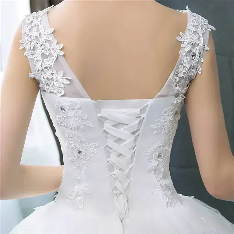 Robe de mariée grande taille - Robe de bal à paillettes encolure en V personnalisable | Femstylo
