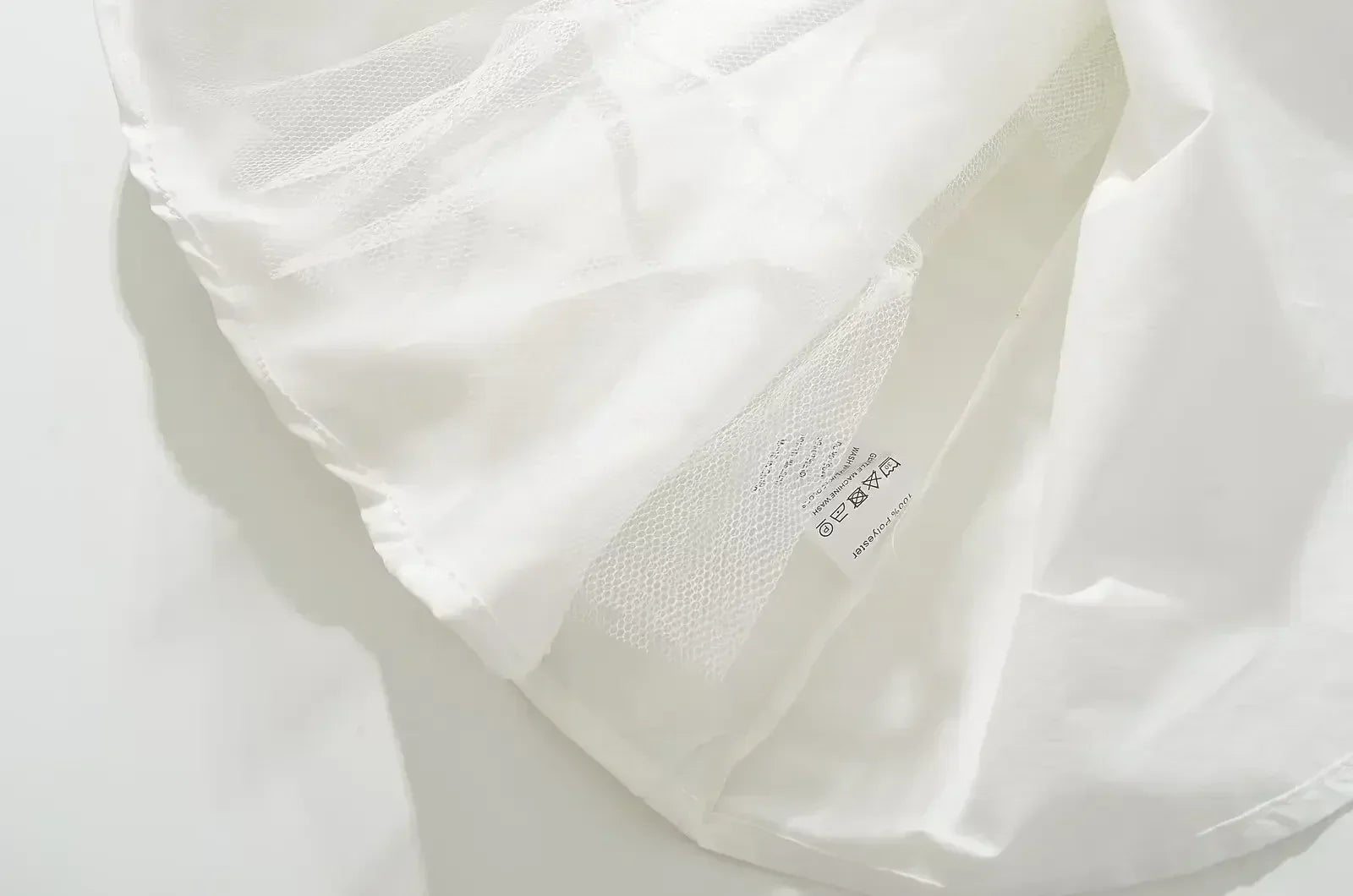 YENKYE Robe d'été blanche courte et évasée pour femme, sexy, à manches courtes, taille basse, élégante, pour soirée, demoiselles d'honneur