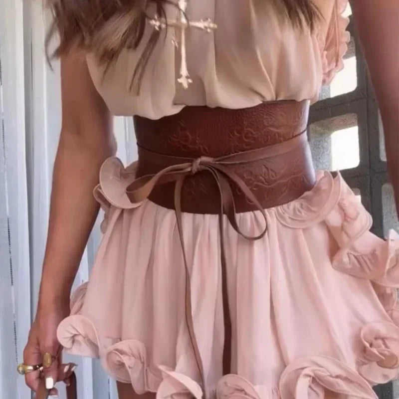 Ensemble élégant jupe courte à volants Femme Sans manches Col bénitier Top à volants irréguliers Mini-jupe courte ample Ensembles d'été 2025 Tenue Femme