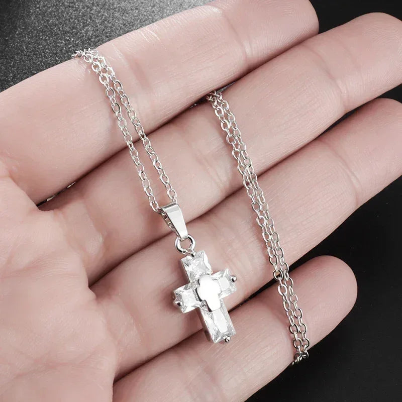 Collier pendentif croix en cristal délicat pour femmes et filles, élégant, pour fête, mariage, bijoux, amulette catholique, cadeau