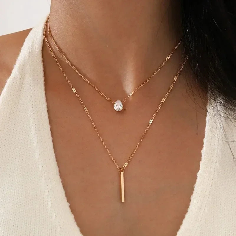 Collier pendentif multicouche sur chaîne pour femme, en cristal, zircon, cœur, étoile, breloque, superposition, bijoux de cou vintage, tendance