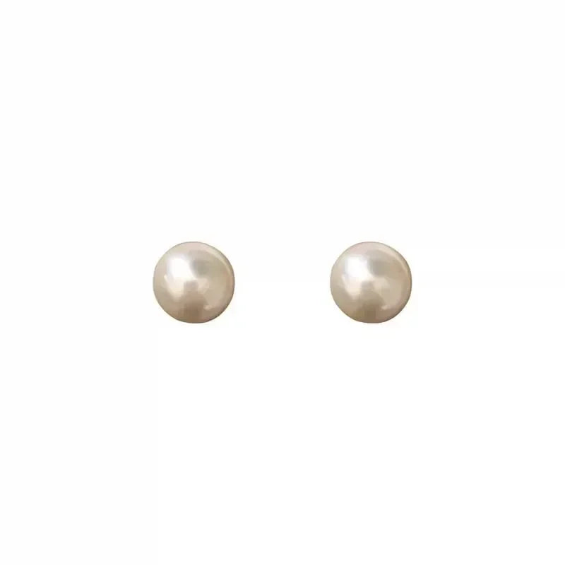 Boucles d'oreilles clous coréennes élégantes en perles blanches brillantes pour femmes, simples et exquises, imitation perles rondes, bijoux de mariage et de fête