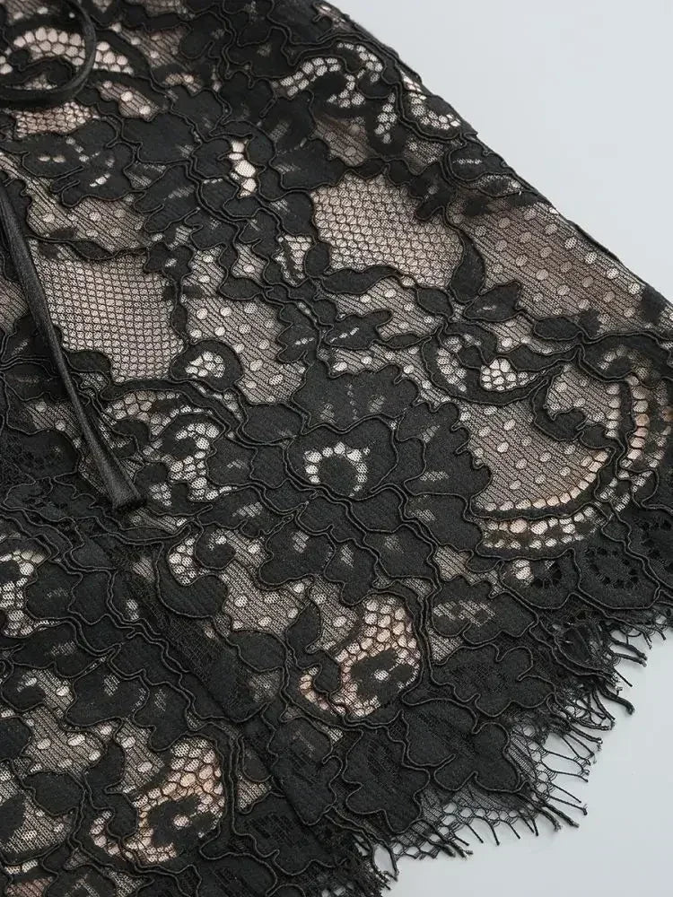 TARUXY Robe Corset Sexy en Dentelle Transparente et Patchwork, Robe Moulante Élégante de Soirée, Mini Robe Irrégulière pour Femme, Robe Bustier Nouvelle Collection