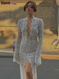 Weird Puss Broderie Volants Robe Femmes Sexy Col V Profond Fentes Transparent Uni Gland Poignets Pétale Street Élégance Vestidos