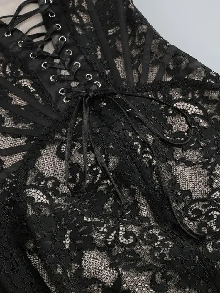 TARUXY Robe Corset Sexy en Dentelle Transparente et Patchwork, Robe Moulante Élégante de Soirée, Mini Robe Irrégulière pour Femme, Robe Bustier Nouvelle Collection