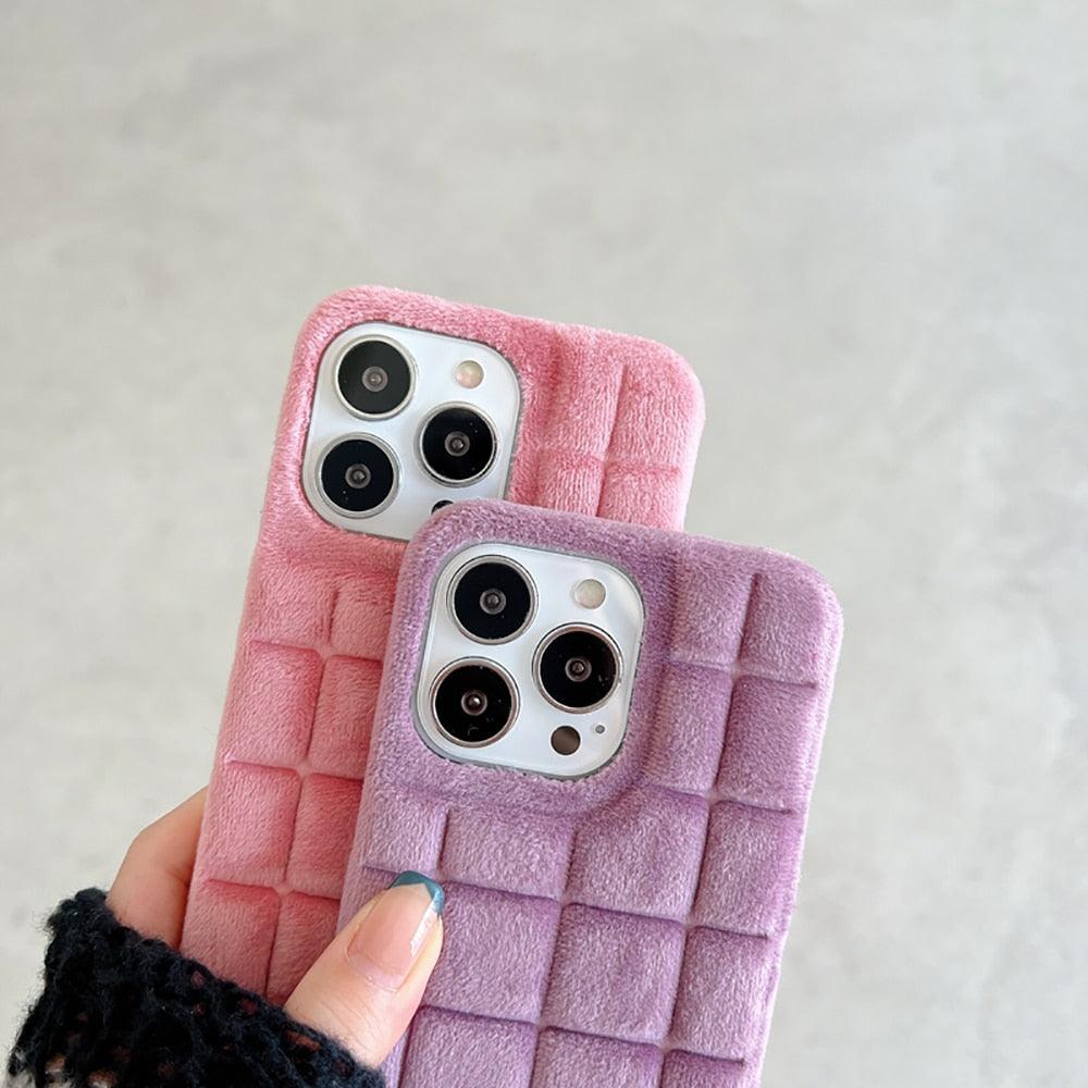 Coque de téléphone en fausse fourrure, chaude et moelleuse, à motif quadrillé, de couleur unie, pour iPhone 14 13 12 11 Pro Max Plus, coque arrière douce en silicone, antichoc, en fausse fourrure, pour iPhone