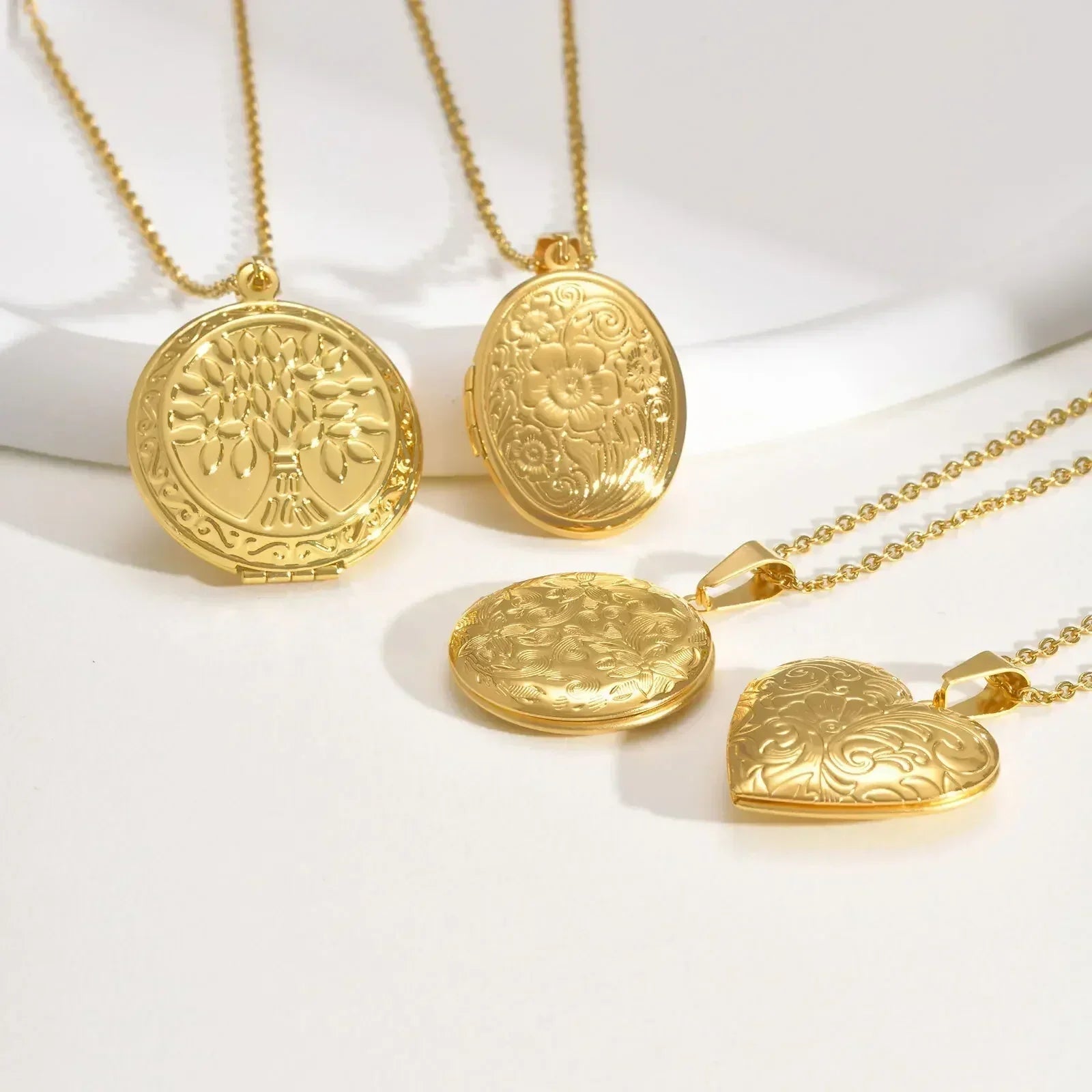 Vnox Collier pendentif en acier inoxydable avec médaillon en forme de cœur et cadre photo, design élégant plaqué or, cadeau pour femme