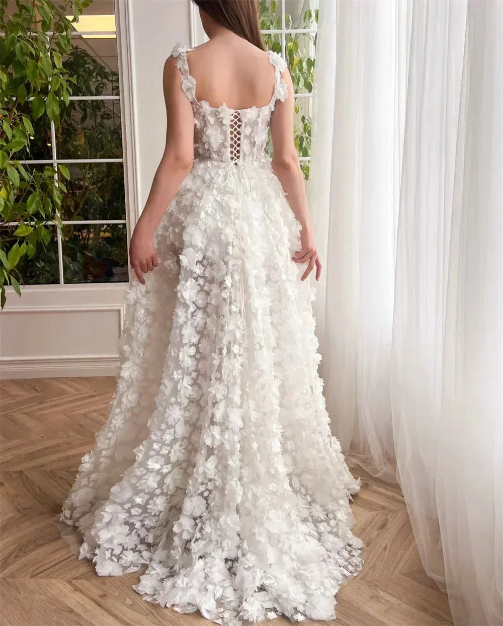 Robe de mariée Kyoto Beige | Robe à lacets en dentelle florale 3D -femstylo