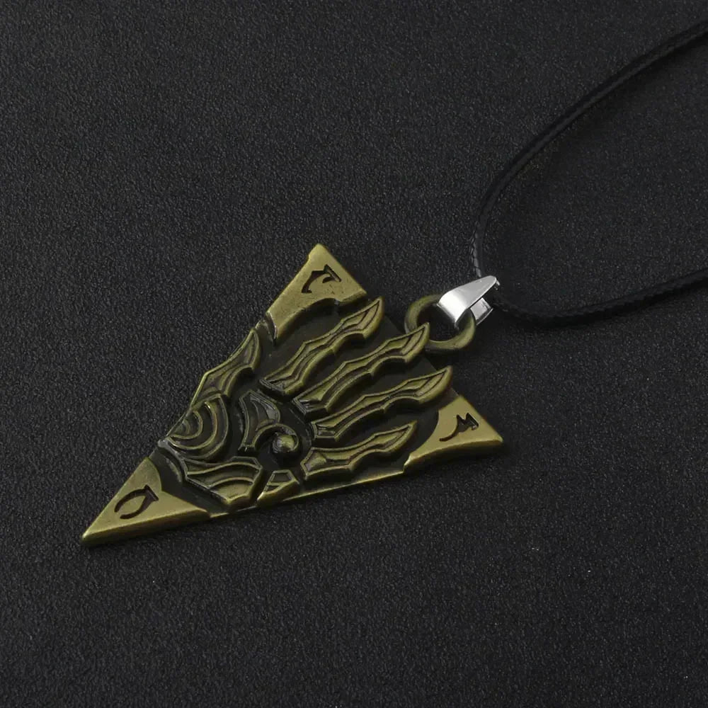 Amulette de Mara Collier d'Arkay Pendentif de Morrowind Collier pour Femmes Hommes Bijoux de Cosplay Cadeau