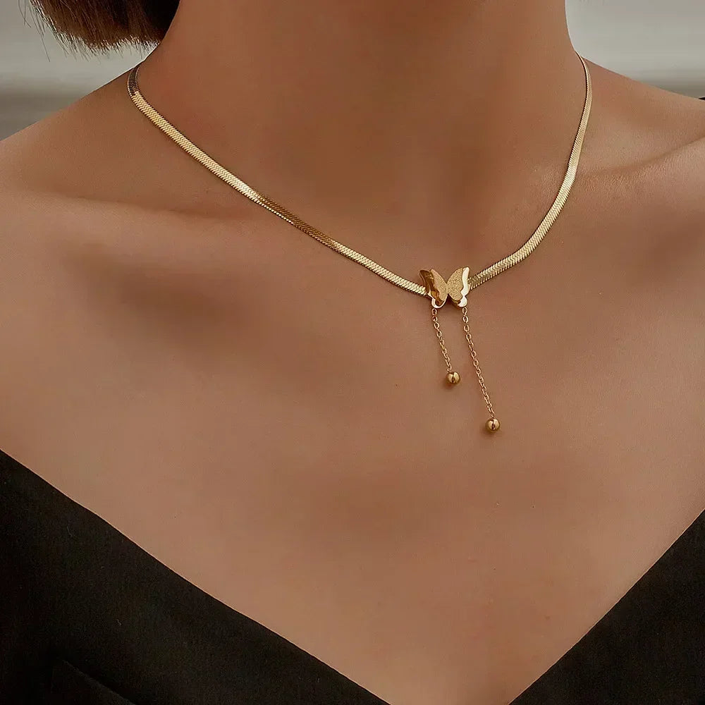 Collier avec pendentif carré de zircon rose luxueux pour femme, accessoire quotidien tendance et personnalisé, bijoux de fête, cadeaux d'anniversaire