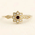 Bagues de luxe pour femmes Couleur or Fleur ronde Bagues en pierre rouge et blanche Accessoires de fête Cadeau