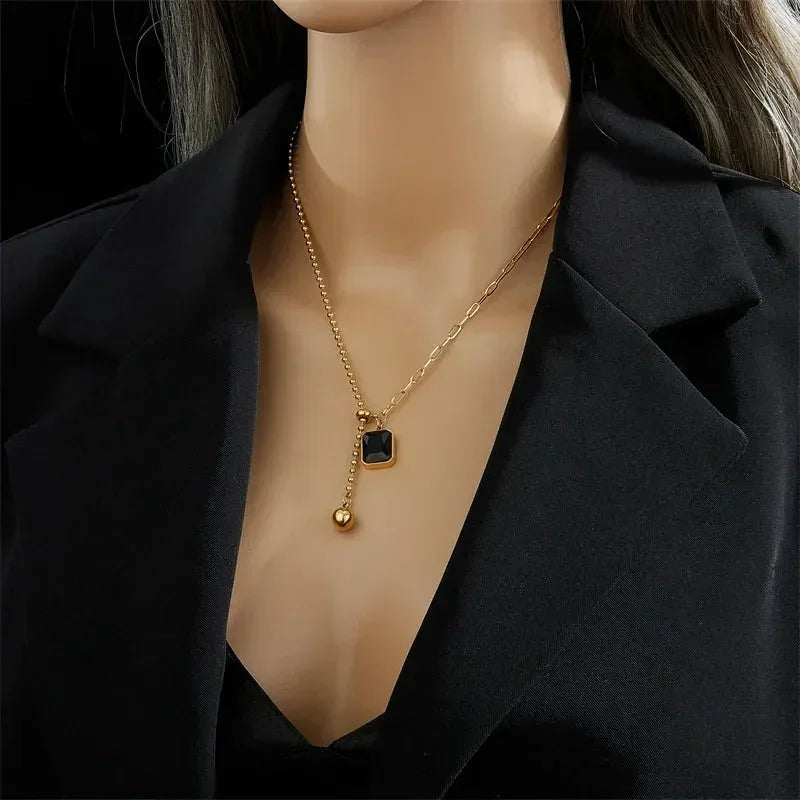 DIEYURO Collier en Acier Inoxydable 316L avec Zircon pour Femme, Designer, Couleur Or, Pendentif Perle Carrée, Colliers, Bijoux Corporels pour Filles, Cadeau