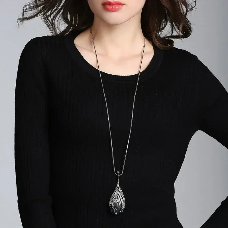Nouveauté Colliers Longs pour Femmes 2024 Mode Ras du Cou en Cristal Gris Collier Femme Colliers et Pendentifs Tendance Accessoires