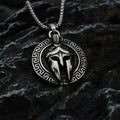Collier homme en acier titane avec masque de guerrier Viking Spartan vintage européen et américain, pendentif casque tendance fait à la main