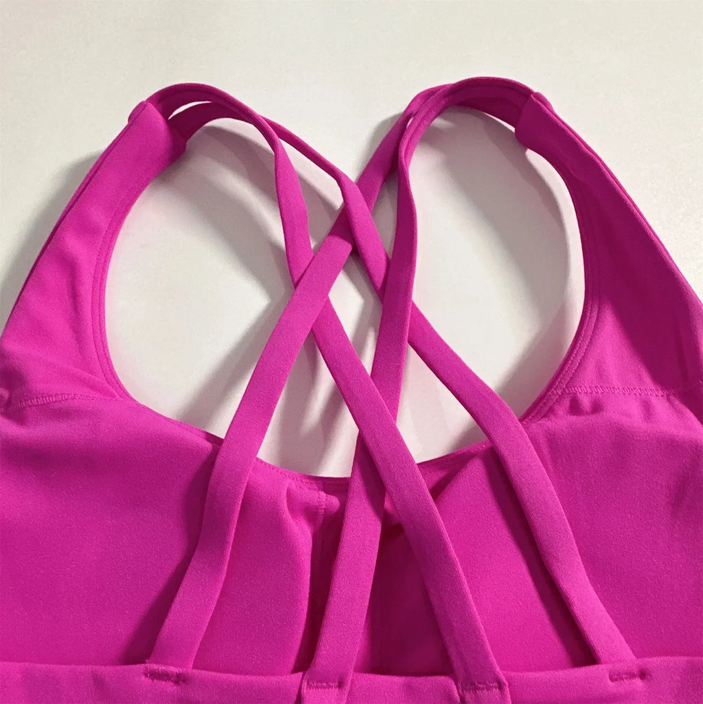 Soutien-gorge de sport uni pour femme, doux, haute résistance, haut moulant d'entraînement complet, gym, yoga, avec coussinets de poitrine