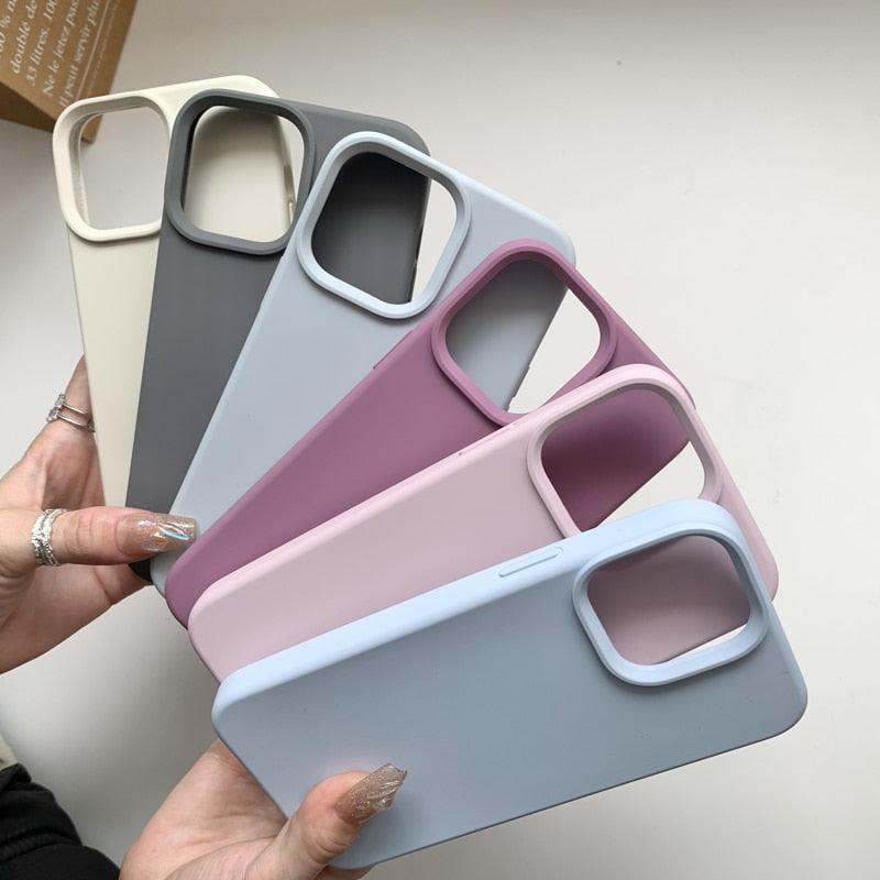 Coque de téléphone de base en caoutchouc souple et épais en silicone pour iPhone 14 13 Pro Max Coque de téléphone de luxe en silicone pour iPhone Coque de protection d'appareil photo classique de couleur unie