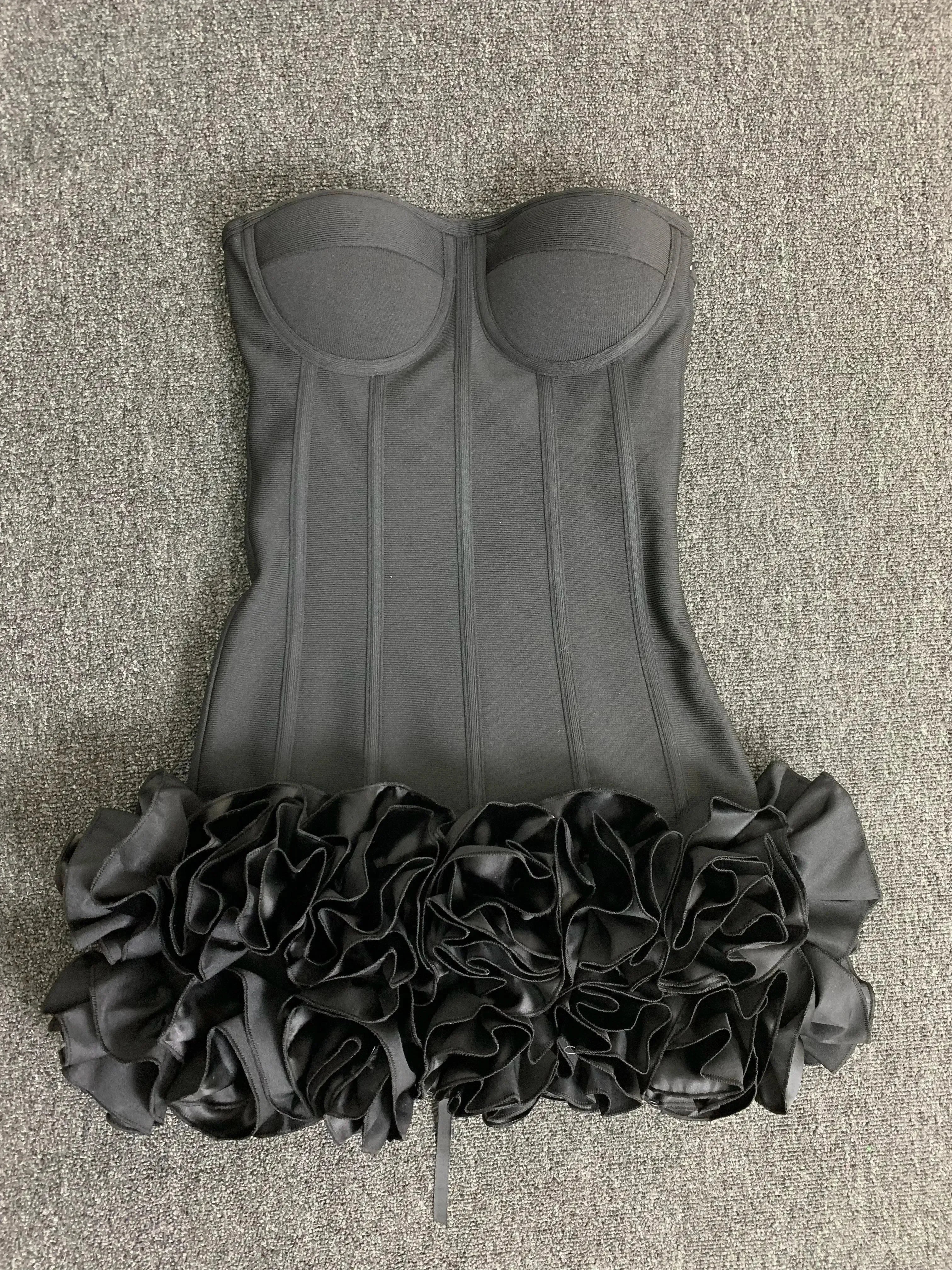 De Vraies Photos Robe Femme Nouveau Bandage Sans Bretelles Lacets au Dos Fleurs Ourlet Moulante Mini Robes de Soirée Célébrité Anniversaire