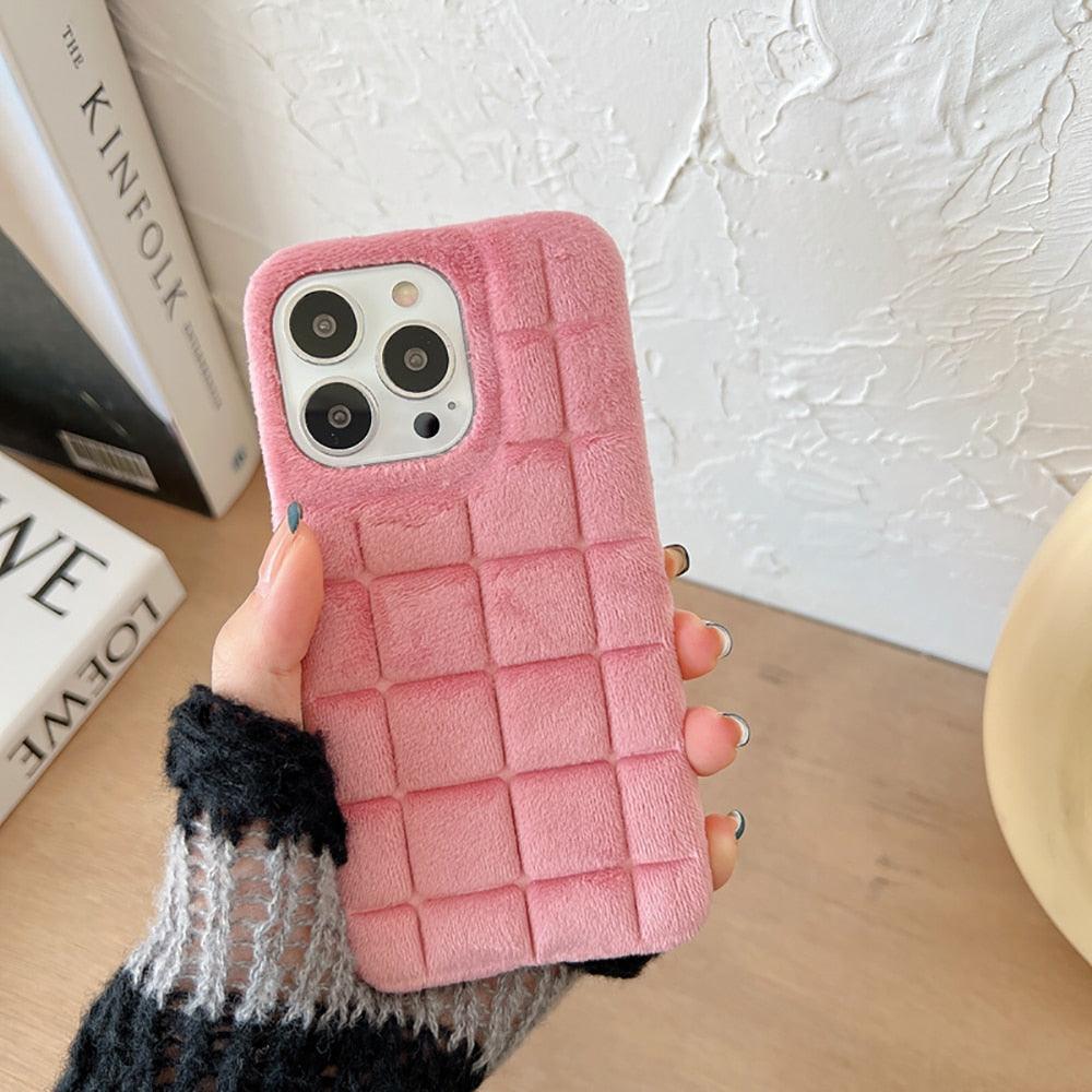 Coque de téléphone en fausse fourrure, chaude et moelleuse, à motif quadrillé, de couleur unie, pour iPhone 14 13 12 11 Pro Max Plus, coque arrière douce en silicone, antichoc, en fausse fourrure, pour iPhone