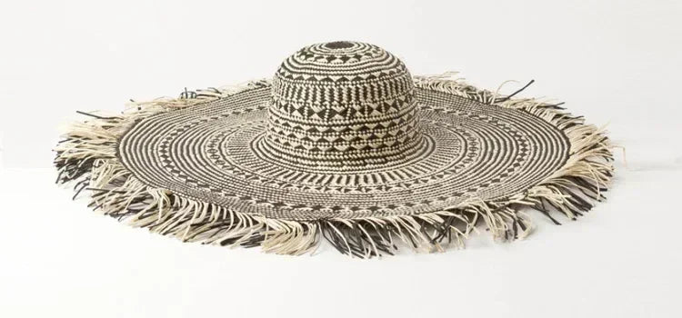 Chapeau de Paille Femme à Large Bord avec Mentonnière Chapeau de Soleil d'Été Anti-UV Chapeau de Plage avec Cordon Coupe-Vent Chapeau de Voyage UPF Derby