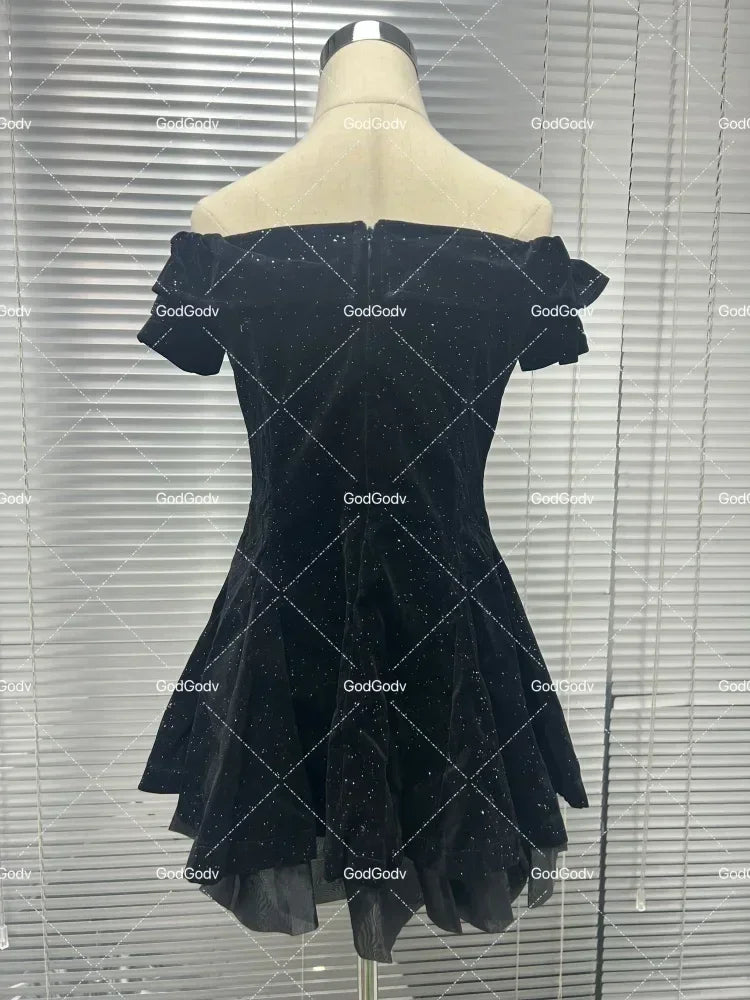 Robe noire vintage élégante pour femme - Robe mini rétro gothique à épaules dénudées pour femme - Tenues chic de fête d'anniversaire féeriques