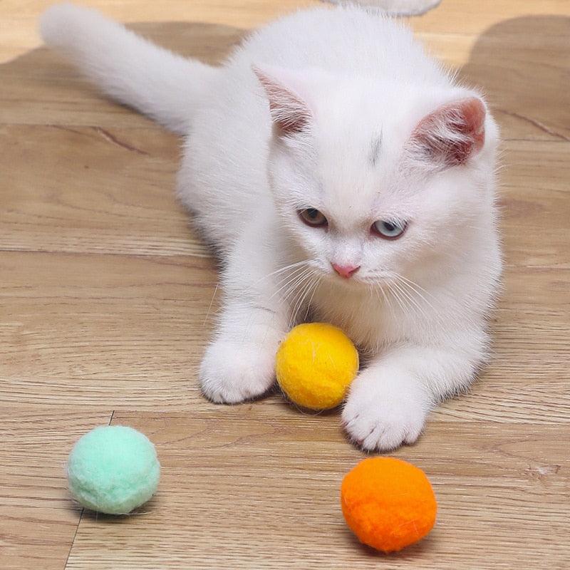 Lot de 12 jouets amusants pour chat, balles extensibles en peluche, jouets colorés interactifs pour chatons, fournitures pour animaux de compagnie, balles en peluche pour l'entraînement et le jeu des chatons