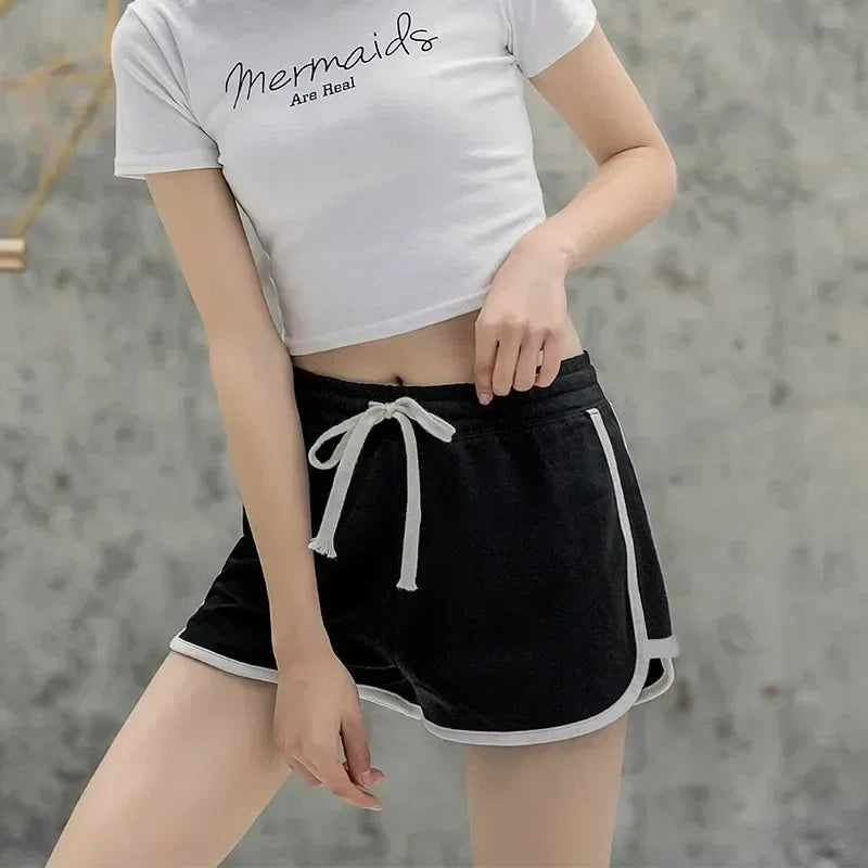 Shorts décontractés rayés pour femmes Coréen Harajuku Ample Assortis Shorts de sport Été Mode Simple Yoga Shorts mini fins Femme