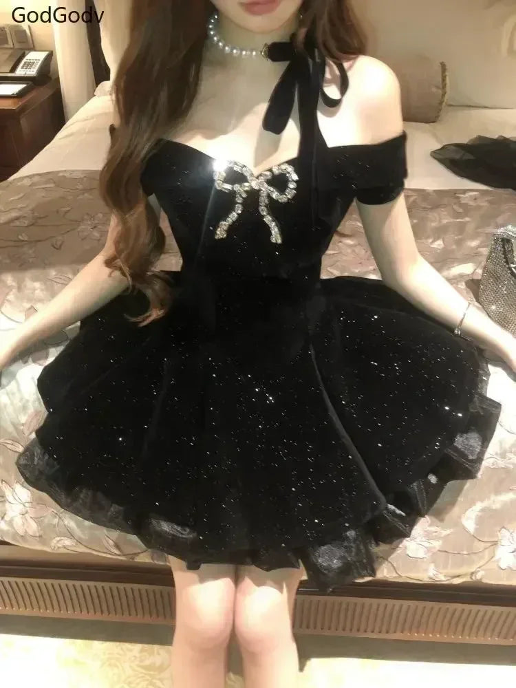 Robe noire vintage élégante pour femme - Robe mini rétro gothique à épaules dénudées pour femme - Tenues chic de fête d'anniversaire féeriques