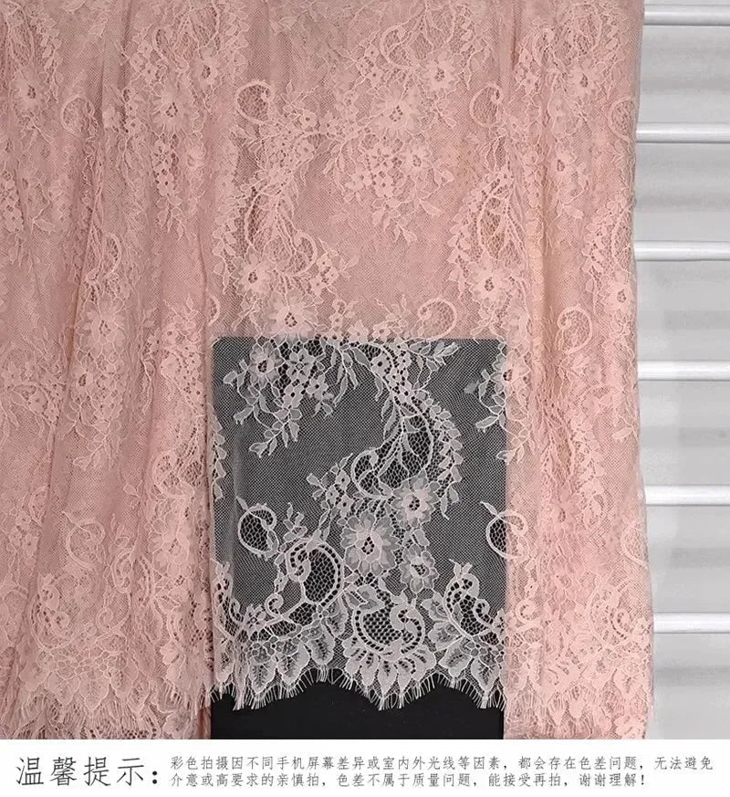 3 mètres/lot de Tissu en Dentelle de Chantilly Française Blanc cassé, Cils Broderie Dentelle Artisanat Voile de Mariée Accessoire de Dentelle Largeur 150cm