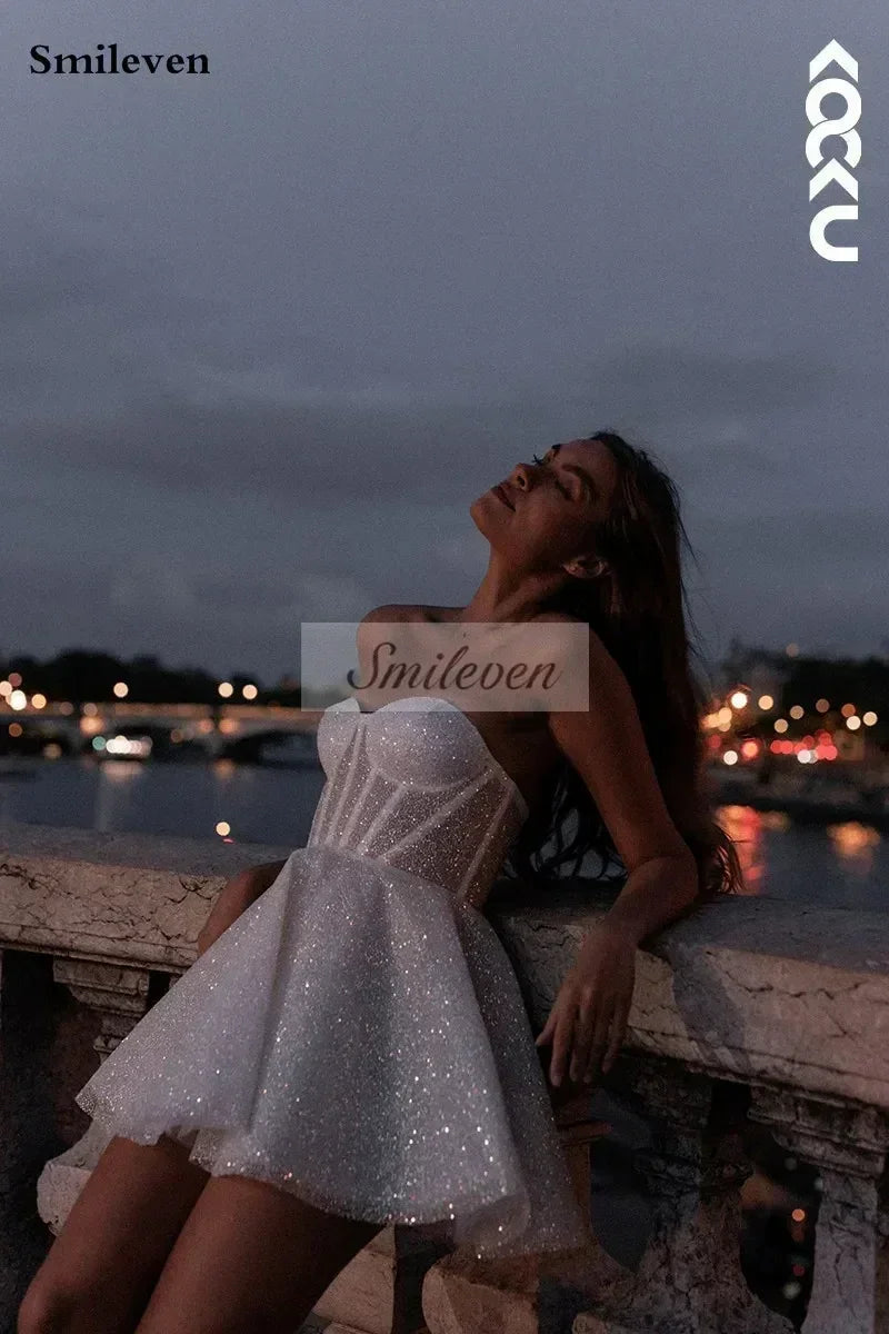 Robe de mariée courte Smileven, coupe trapèze, bustier en cœur, paillettes brillantes, mini robe de mariée, bustier en cœur, sur mesure.