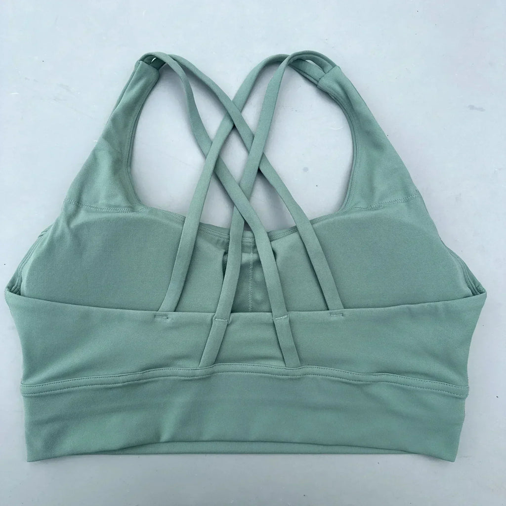 Soutien-gorge de sport uni pour femme, doux, haute résistance, haut moulant d'entraînement complet, gym, yoga, avec coussinets de poitrine