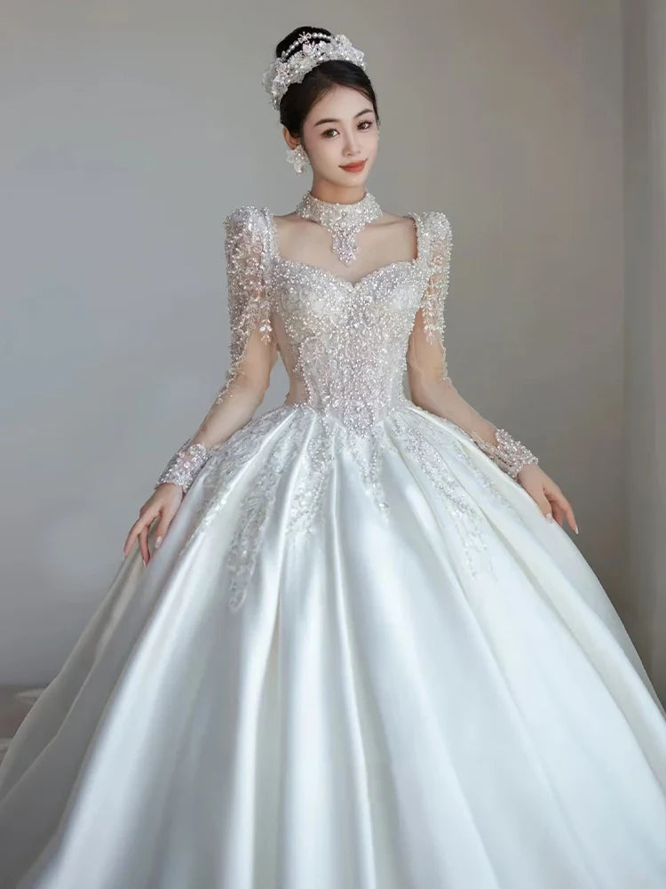 Robe de mariée luxueuse en satin français EDW105