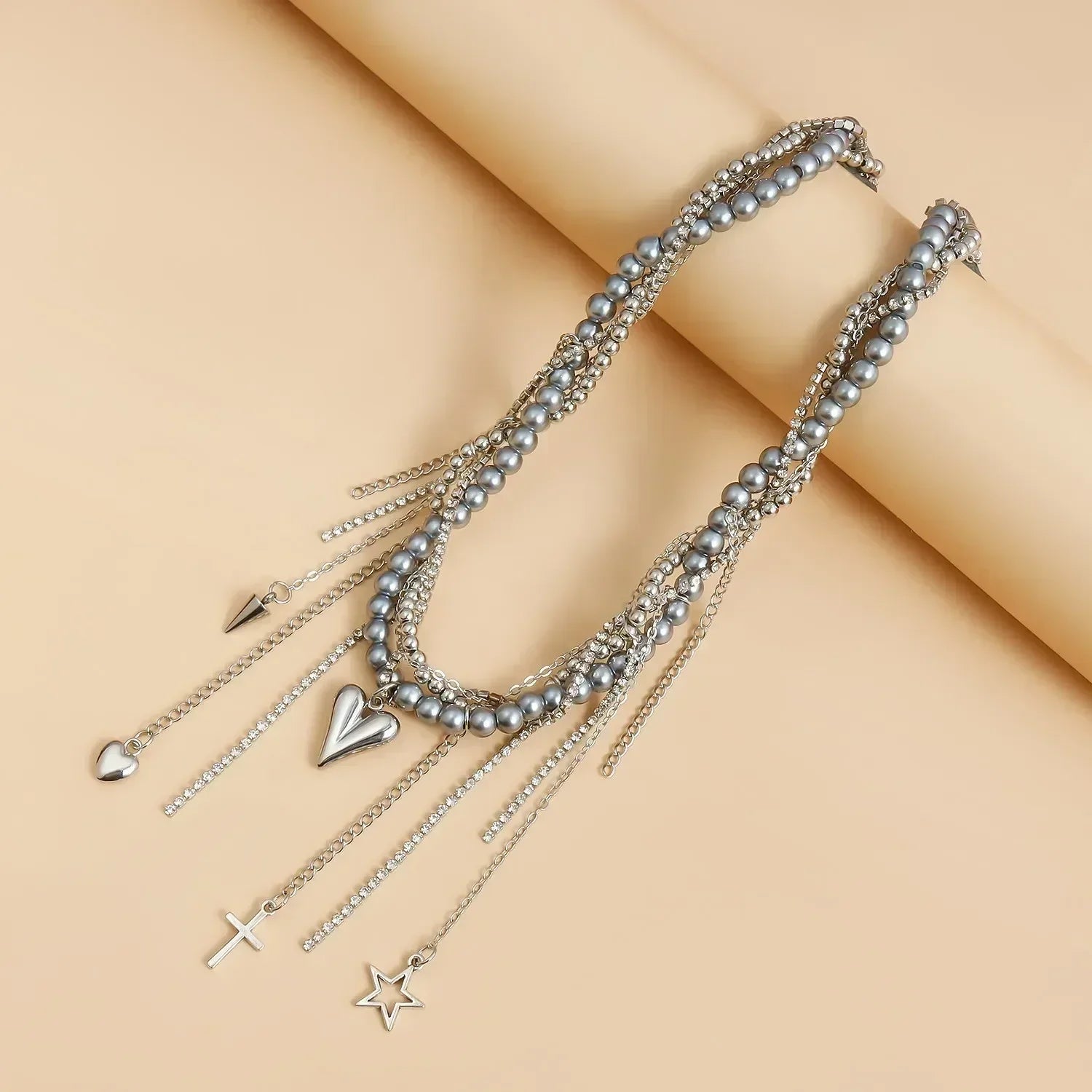Collier Cœur Perlé Tendance pour Femmes Style Bohème Élégant Chaîne en Cristal Irrégulier Ras du Cou Y2K Exquis Cadeau de Fête Bijoux Accessoires