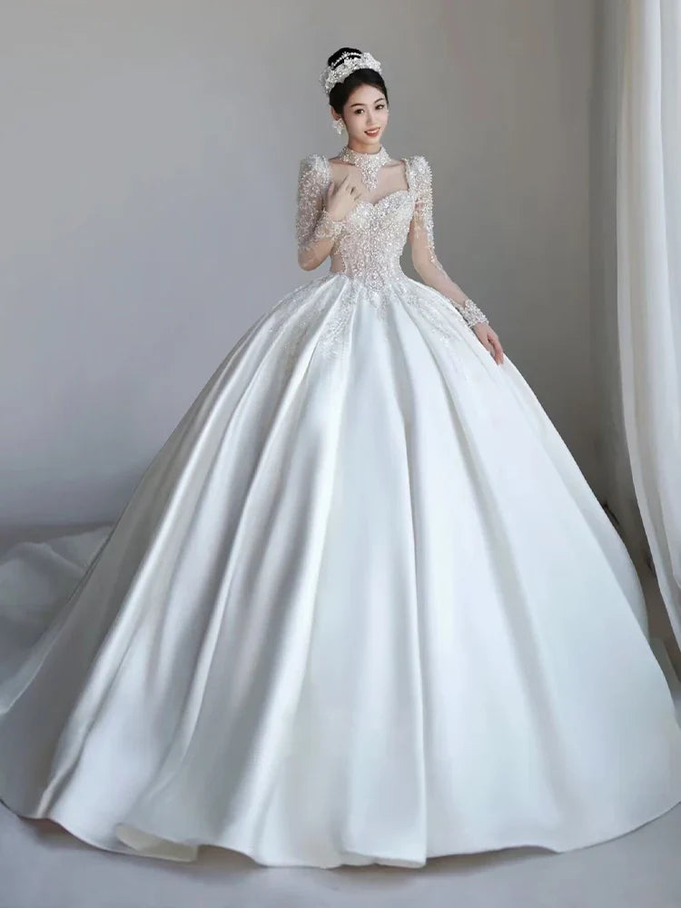 Robe de mariée luxueuse en satin français EDW105