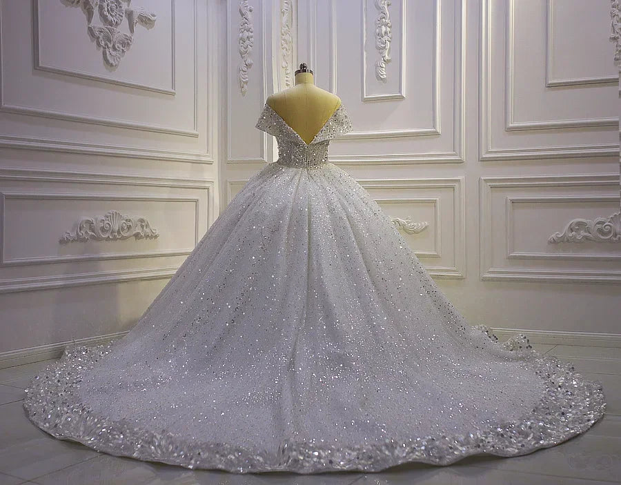 Robe de mariée luxueuse à épaules dénudées avec perles brillantes EDL178