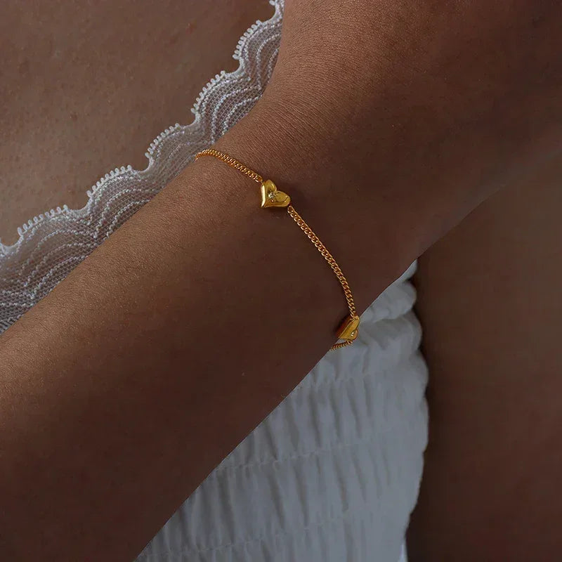Ensemble de bijoux en acier inoxydable avec collier, boucles d'oreilles et bracelet cœur mignon pour femme, zircon brillant, accessoires de mariée, cadeau de mariage