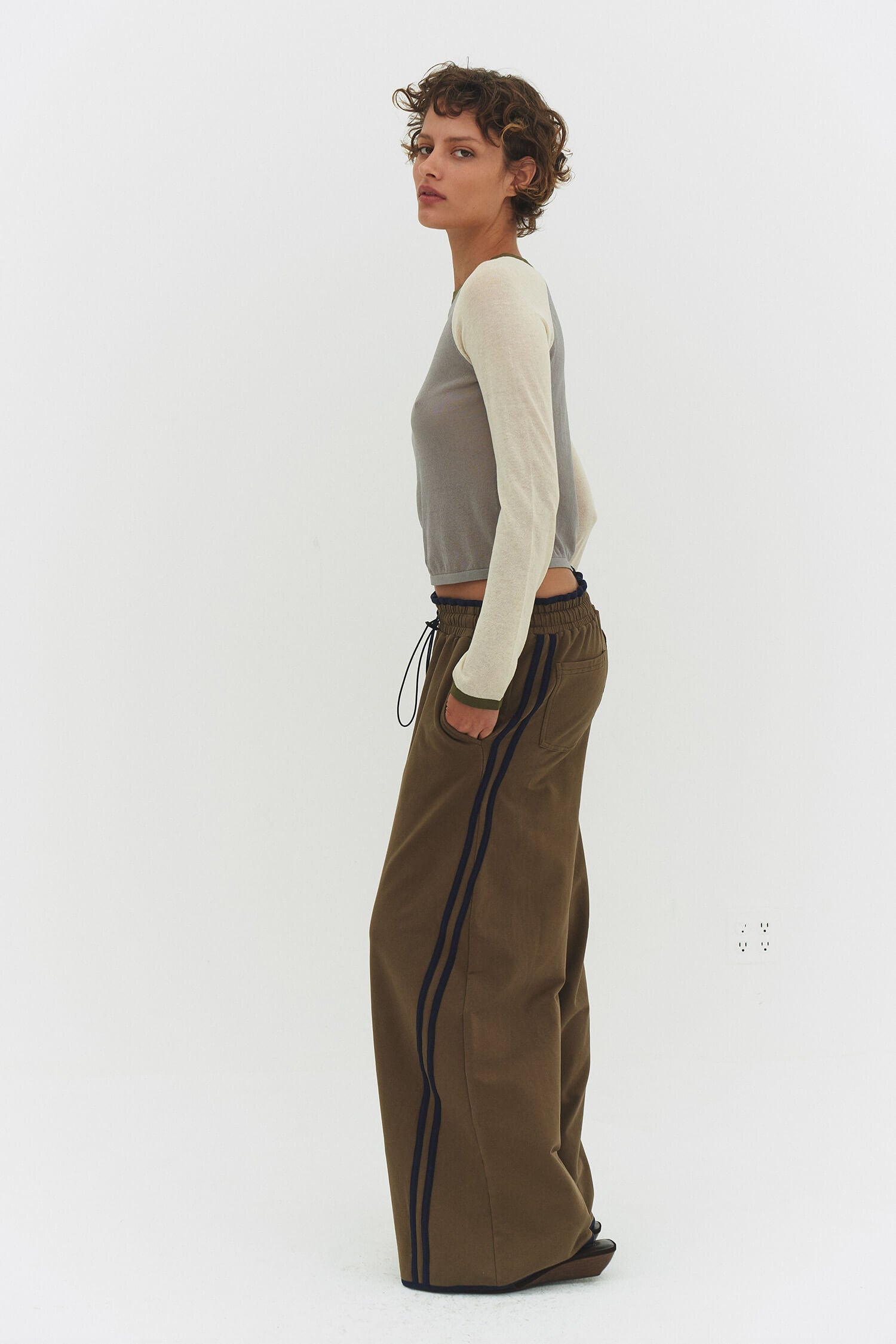 TOP RAGLAN MIRINAE EN MATCHA MEL