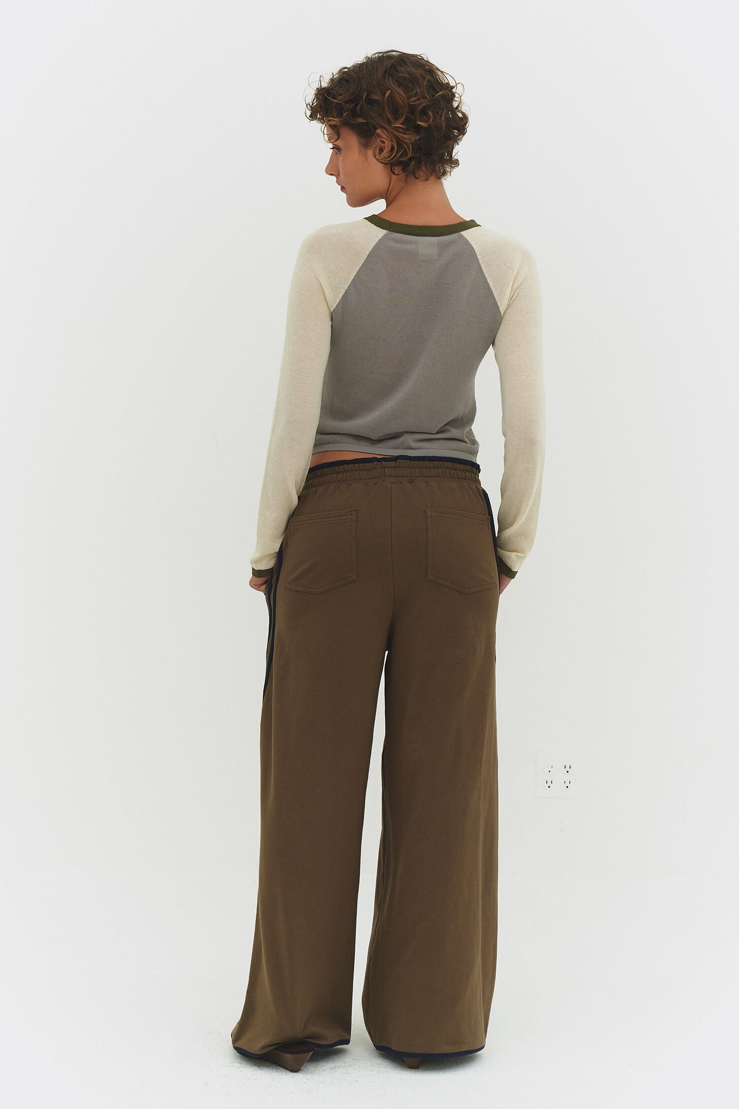 TOP RAGLAN MIRINAE EN MATCHA MEL
